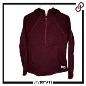 The North Face Women's Half Zip Maroon Fleece Hoodie in Size Small